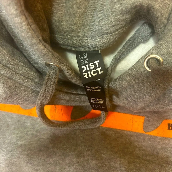 Men’s fishing hoodie “happy hooker” from Wisconsin size  S (very large size S) - Picture 4 of 4